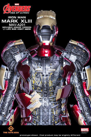 Illustration for article titled There Are 46 Motors Powering 567 Parts in This Amazing Life-size Iron Man Armor
